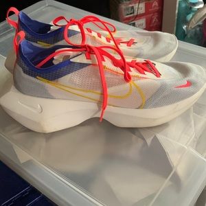 NIKE VISTA LITE